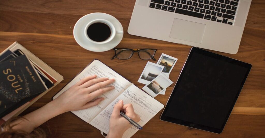 3 Unique Online Business Ideas for Writers