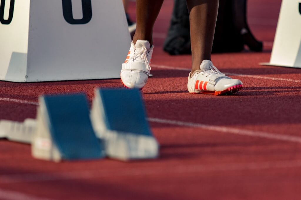 77 Best Businesses To Start W/ 10K Or Less (& how to pick one)